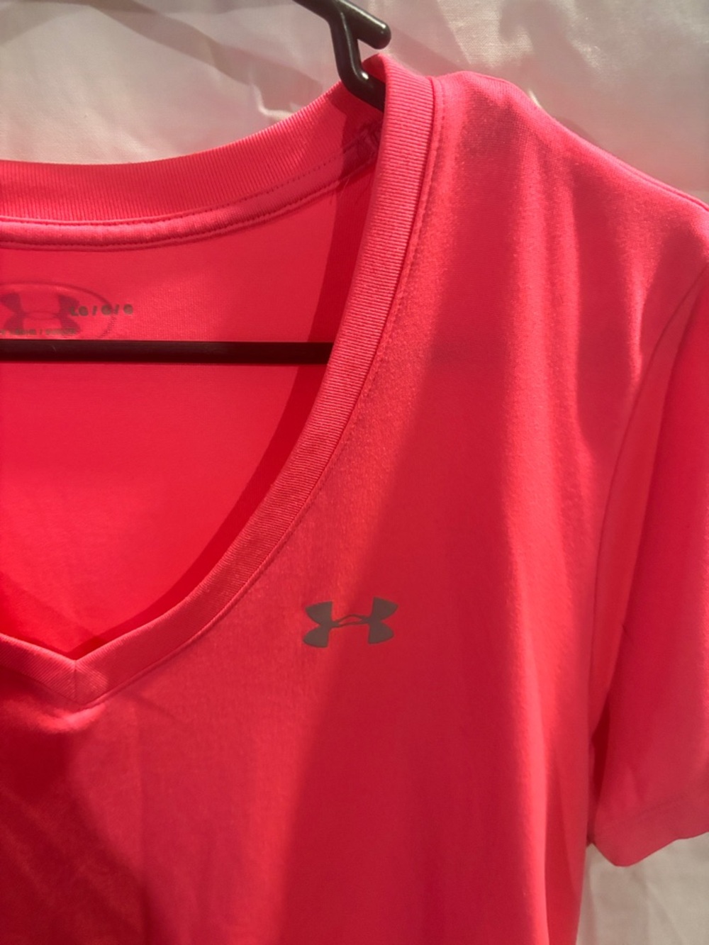 Under Armour Women’s V-Neck Performance Tee - Hot Pink - Picture 3 of 5